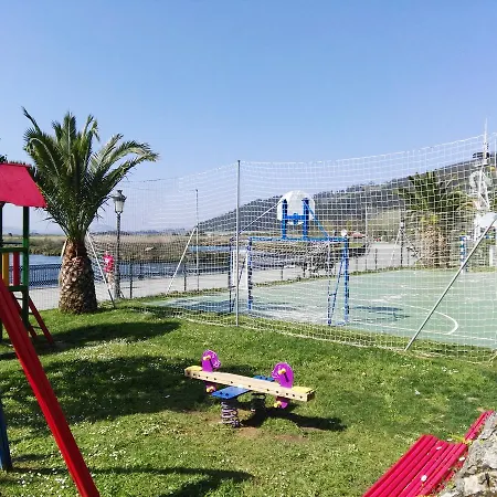 Laredo Apartment Limpias